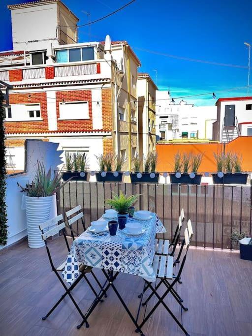 Elegant Rooftop By F2 Rental Home バレンシア エクステリア 写真